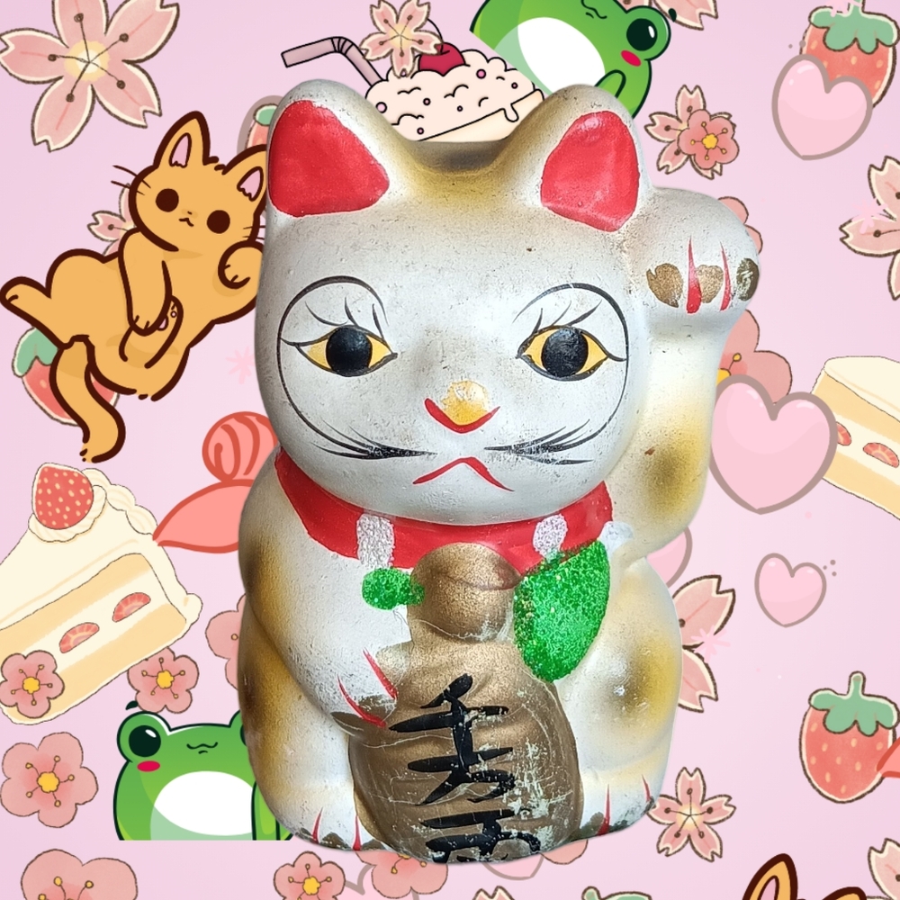 Vintage Japanese Lucky Charm White Cat Lucky Cat Maneki Neko Money Bank 5in.
